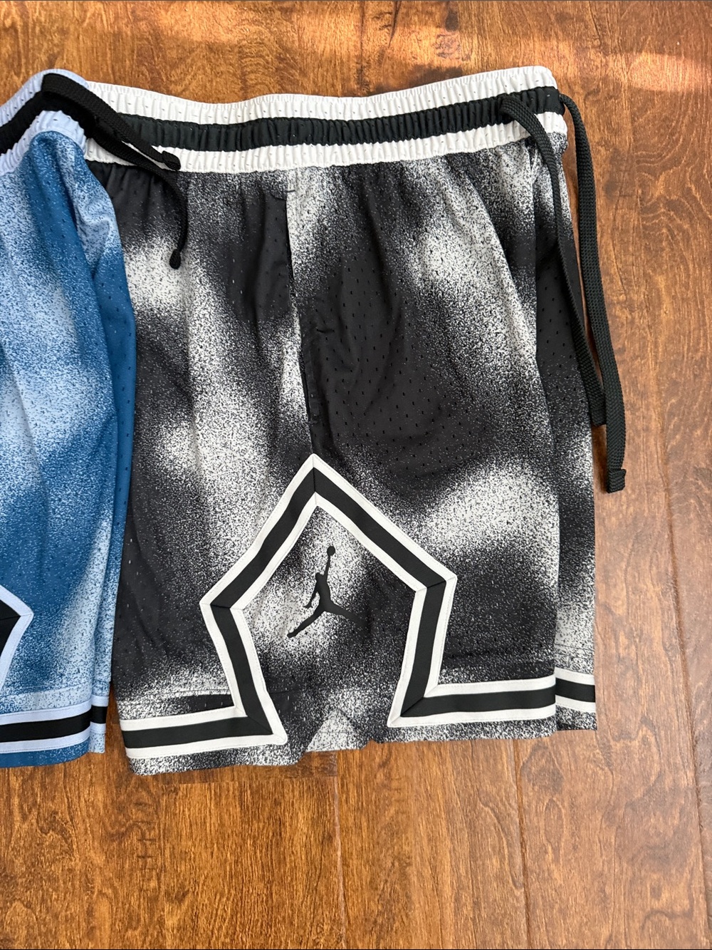 Jordan Men’s Blue and Black Spray-Print Athletic Shorts - Picture 2 of 16